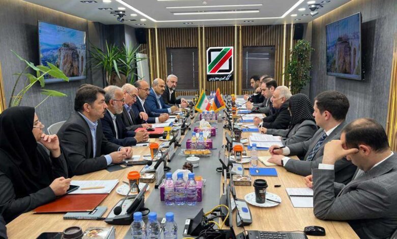 در دیدار معاون وزیر اقتصاد و رئیس کل گمرک ایران و رئیس کمیته درآمدهای دولتی ارمنستان مطرح شد؛ راه‌های گسترش همکاری‌های های گمرکی ایران و ارمنستان